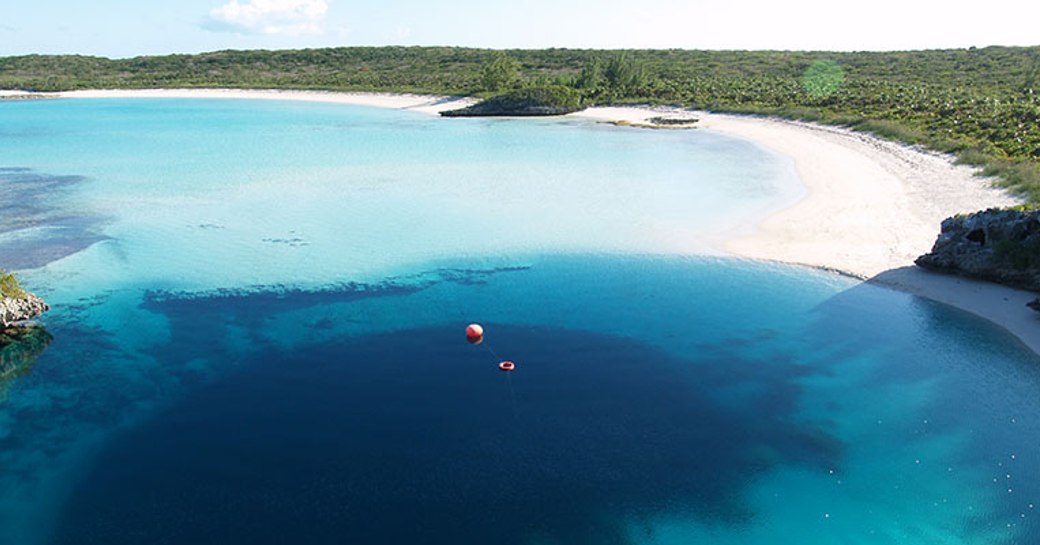 Dean's Blue Hole, Bahamas