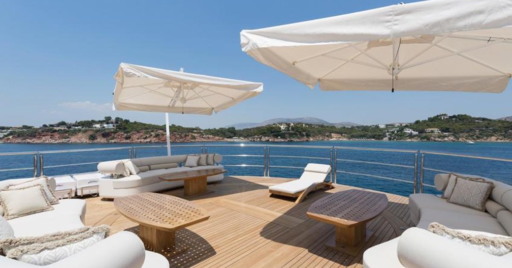 The sundeck of M/Y O'PARI 3