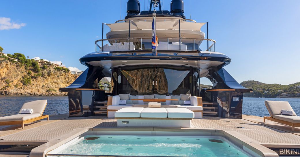 Glass fronted Jacuzzi onboard charter yacht LIV LOVE