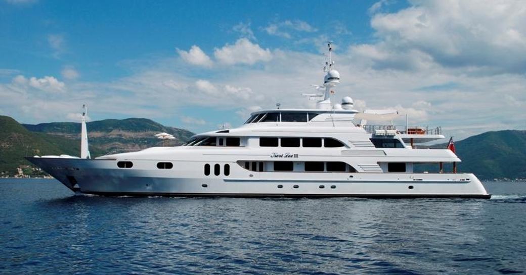 Exterior view of Keri Lee superyacht from Bel,olw Deck Down Under