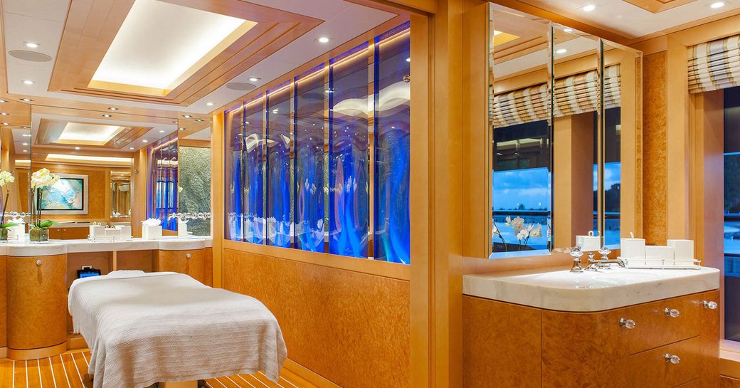 SOLANDGE yacht spa 