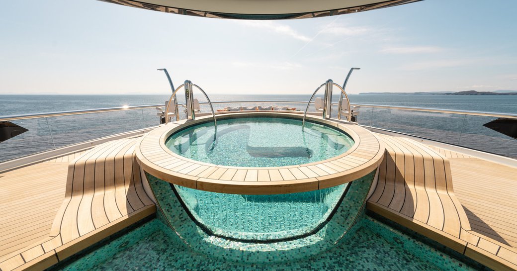 Deck Jacuzzi onboard charter yacht KISMET