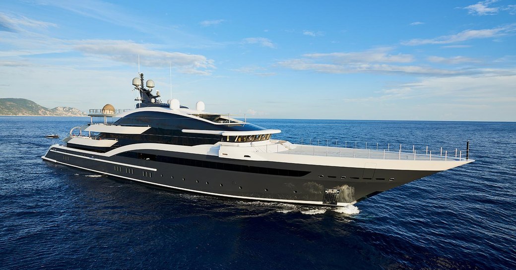 Superyacht DAR from Oceanco underway