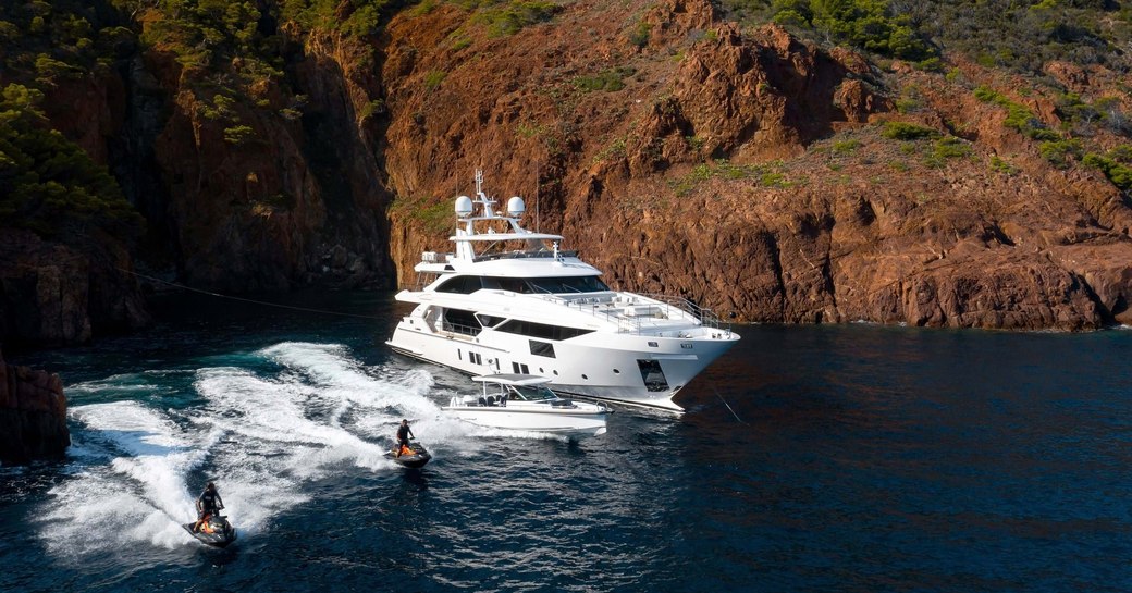 luxury charter yacht