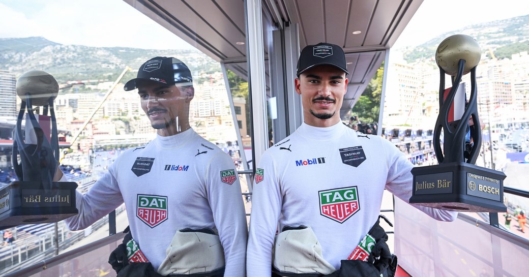 Pascal Wehrlein, TAG Heuer Porsche Formula E Team, with his Julius Baer Pole Position Award