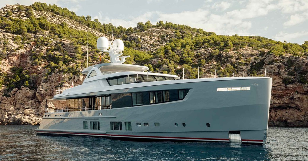 superyacht Calypso at anchor on a Mediterranean yacht charter