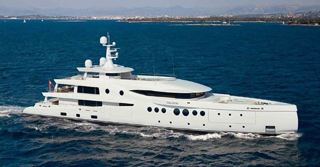 rendering of amels yacht 206 underway 