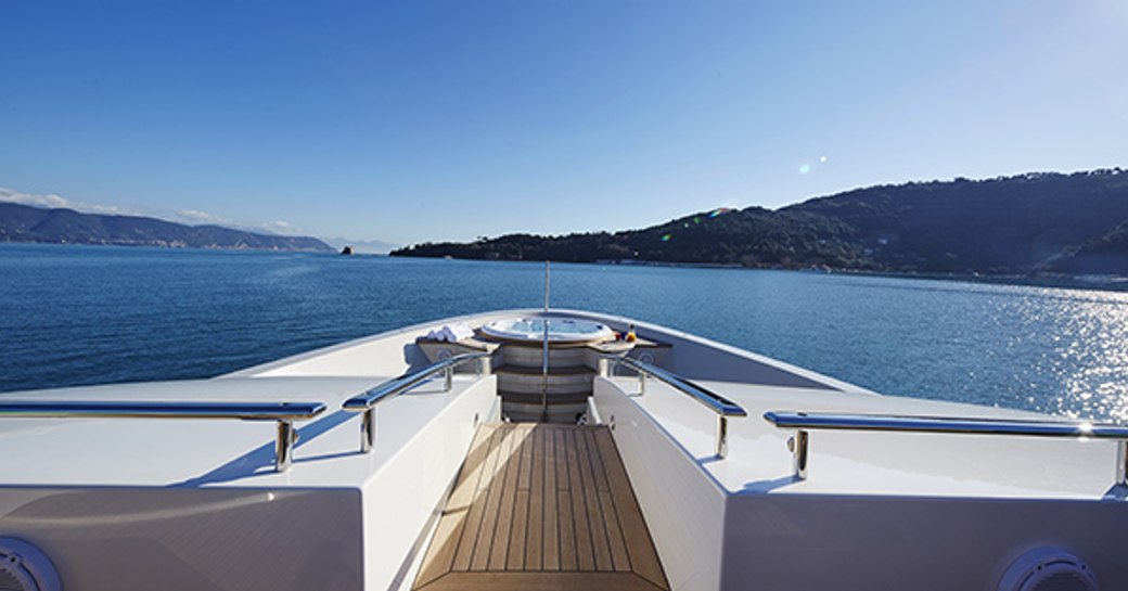 foredeck Jacuzzi on board luxury yacht TAKARA 