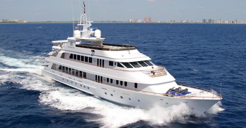 Motor yacht Ionian Princess underway