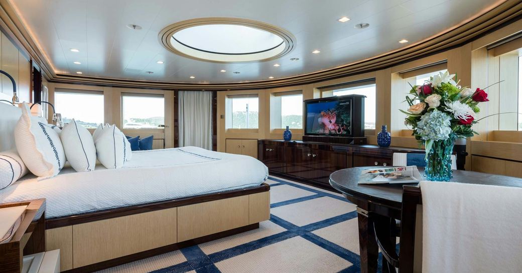 Charter yacht AXIOMA master cabin with central berth