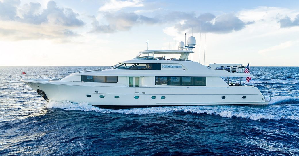 Charter yacht KEMOSABE at sea