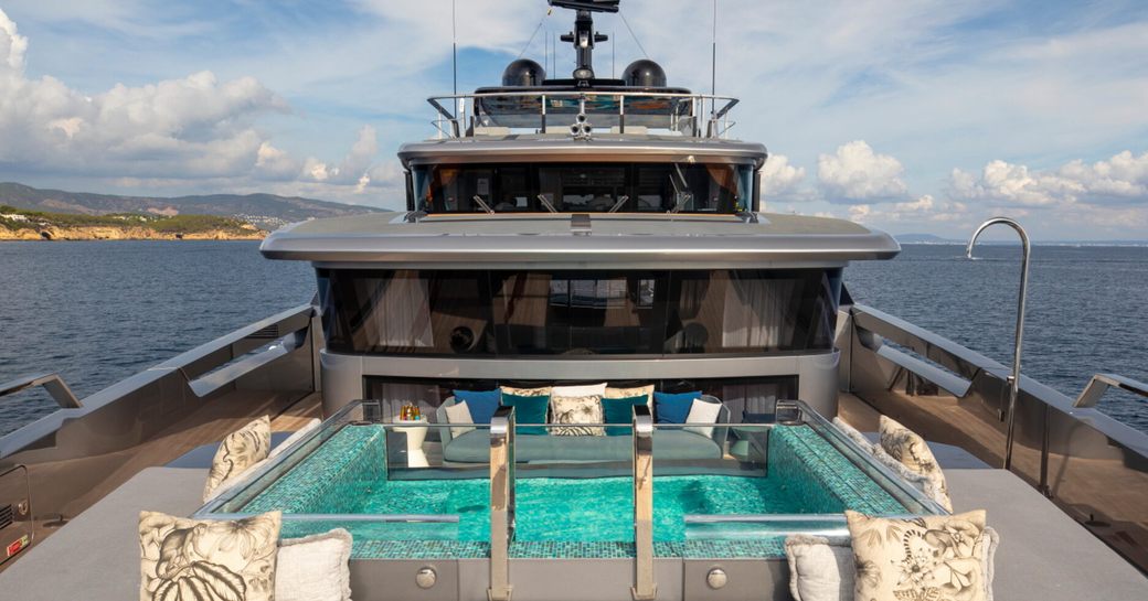 Overview of the deck Jacuzzi onboard charter yacht PANDION PEARL