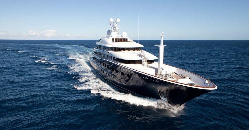 Luxury yacht AQUILA underway