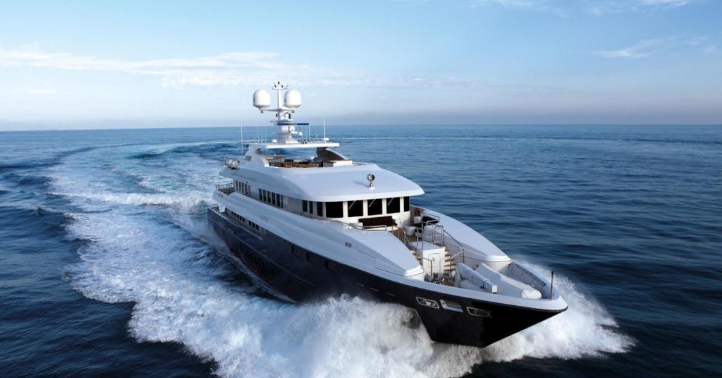 Superyacht 'Zaliv III' underway