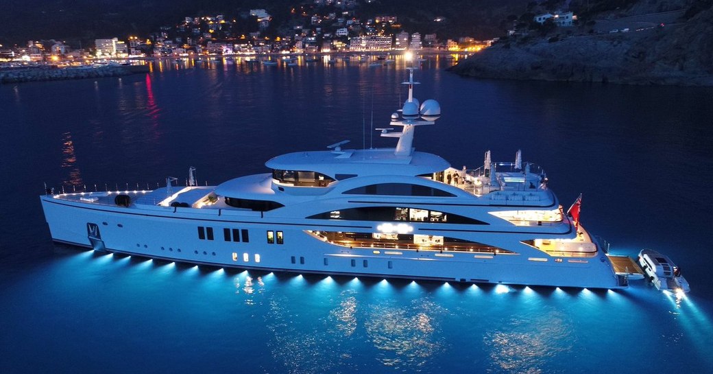 superyacht 11.11