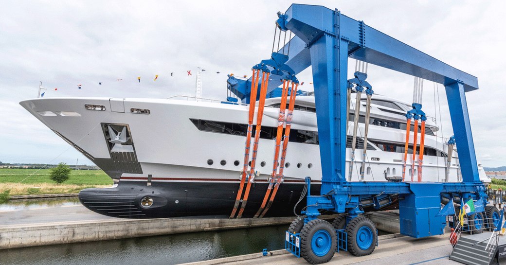 luxury yacht florentia about to hit the water