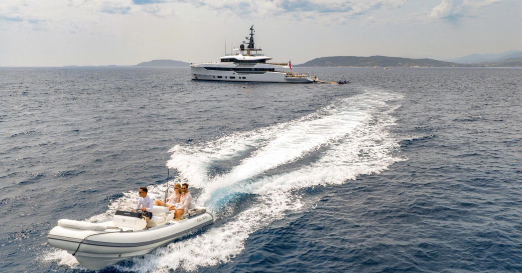 Yacht charter ACQUA CHIARA at sea with a tender