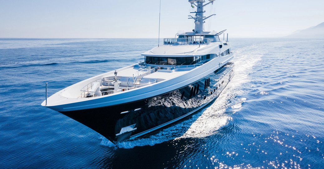 Charter yacht KAISER running at sea