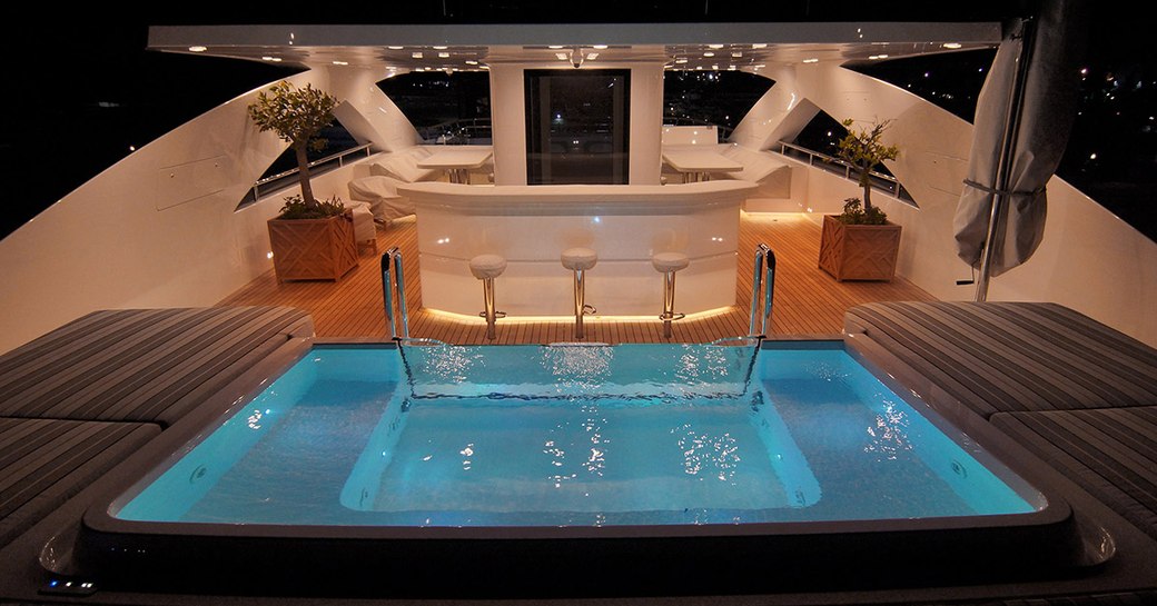 jacuzzi onboard motor yacht baba