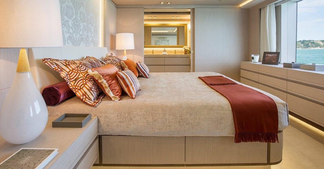 Charter guest cabin onboard motor yacht Dragon