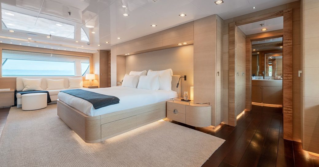 Master cabin onboard charter yacht ZIA