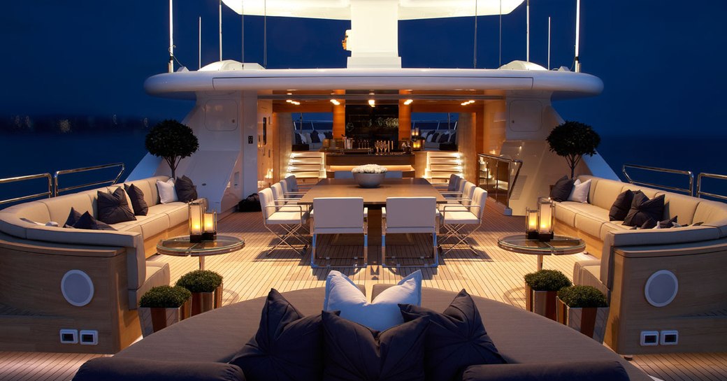 Superyacht Sealyon upper deck