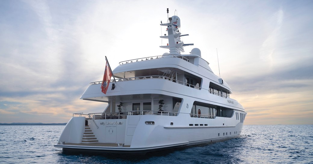 luxury charter yacht vacation