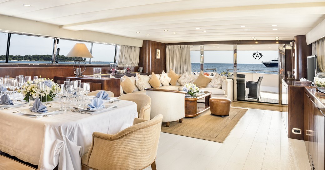 Main and salon and dining table on-board superyacht ANTISAN