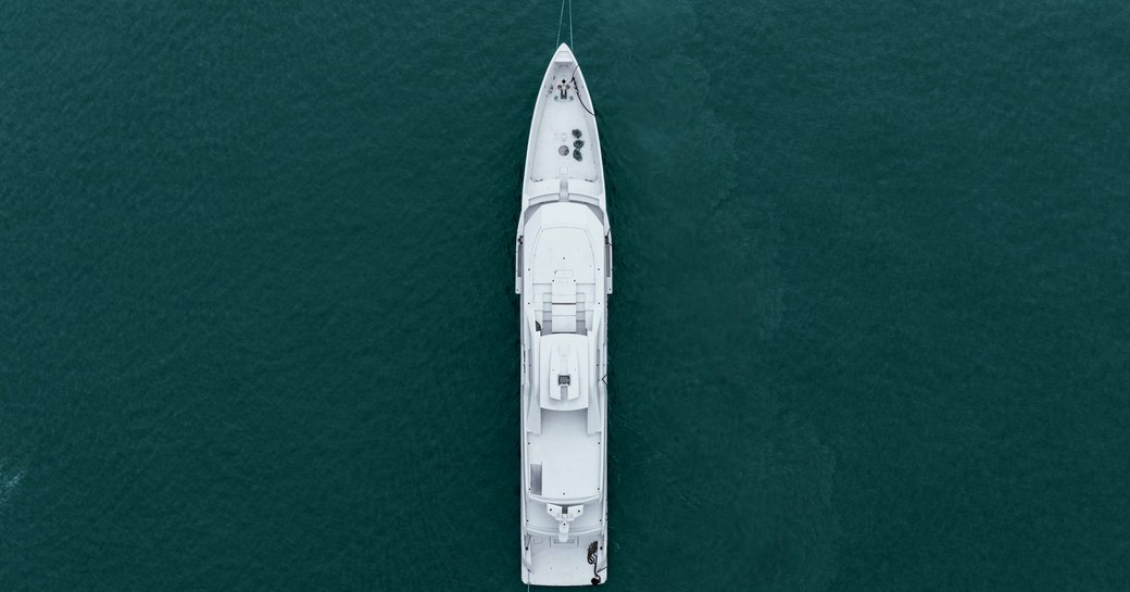 Aerial view looking straight down on Amels 6007