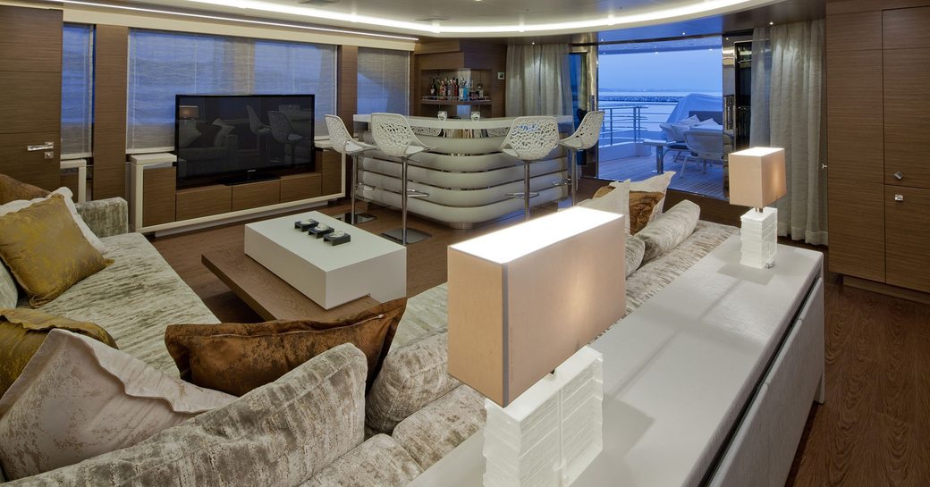 comtemporary and cosy skylounge aboard charter yacht AZIZA 