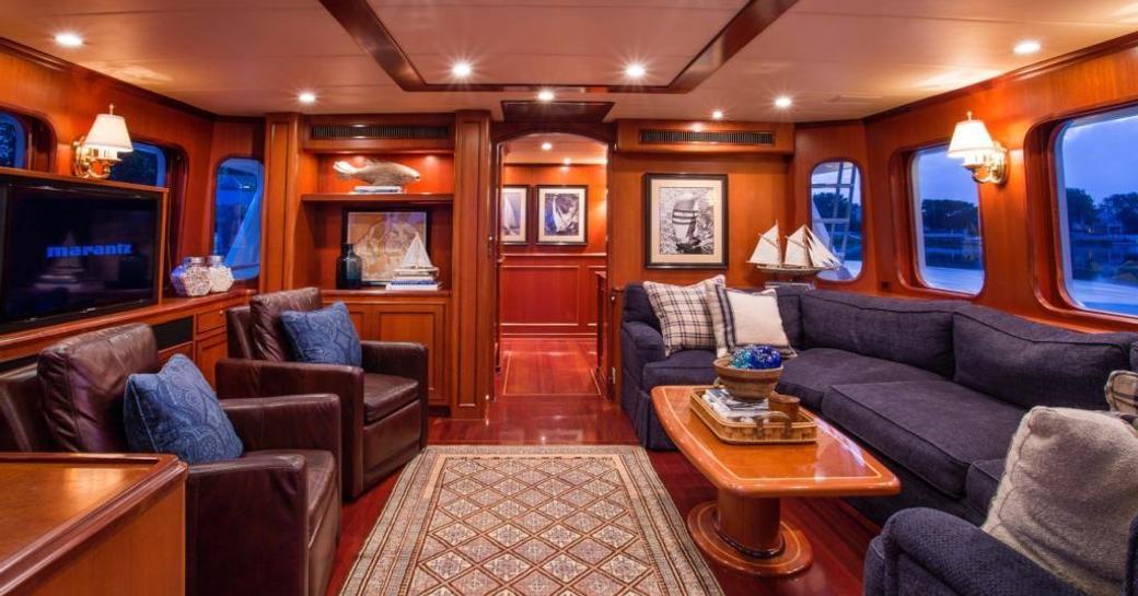 The main salon of luxury yacht NORDFJORD
