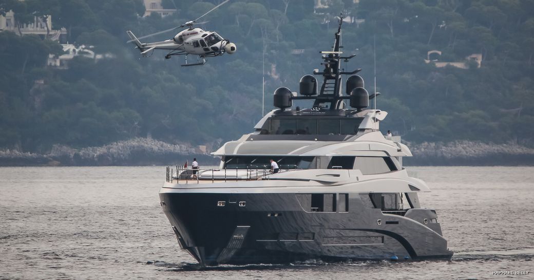 Sarastar on the water being filmed in Monaco