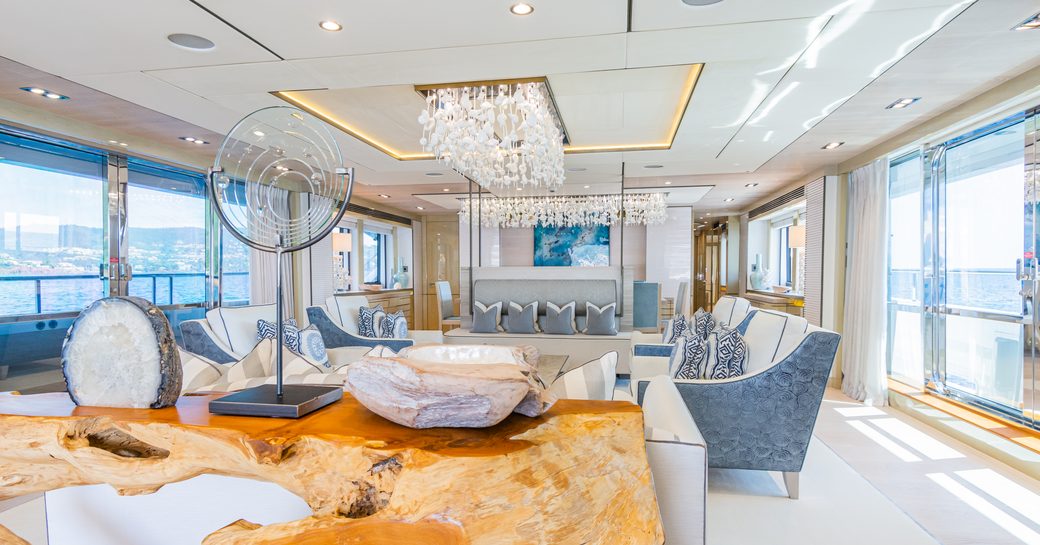 Main salon onboard charter yacht THUMPER