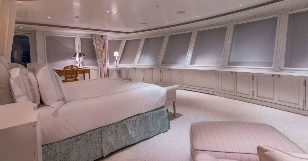 VIDEO: Experience a yacht charter vacation on board Lurssen superyacht ‘Bella Vita’ photo 9