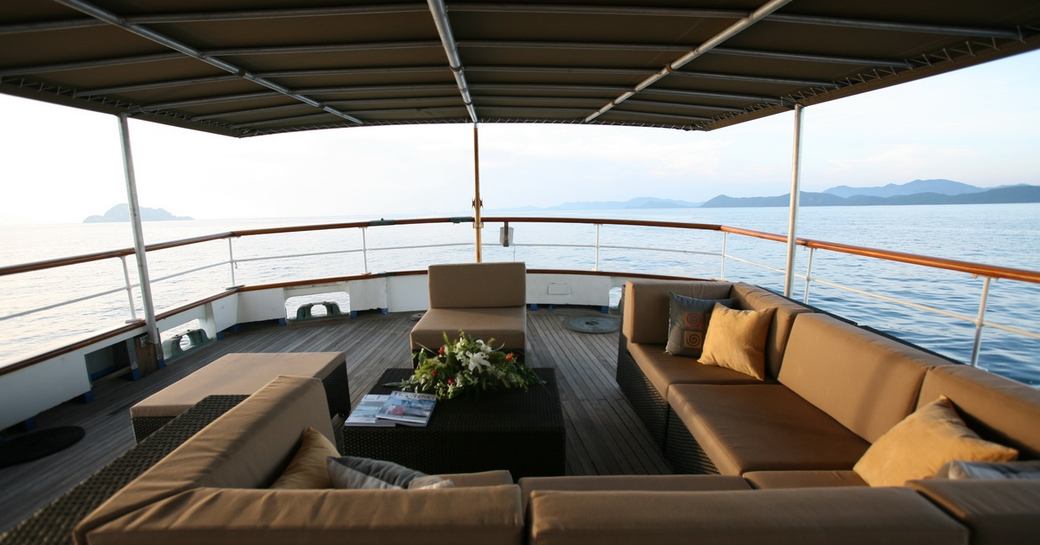 Classic Yacht CALISTO's outdoor seating