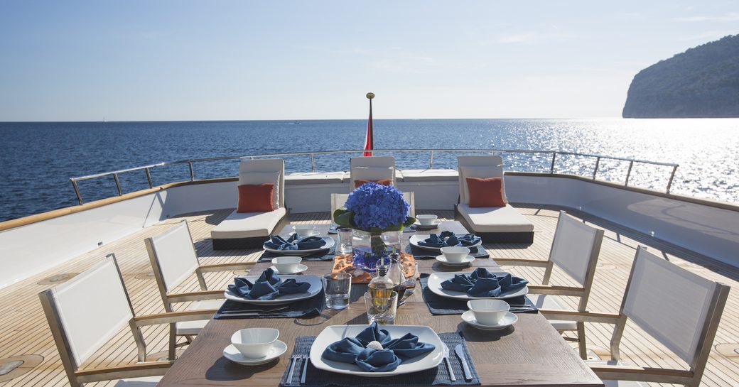 Al fresco dining on-board superyacht MQ2