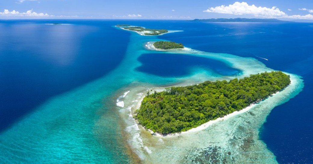 Aerial view over the Solomon Islands