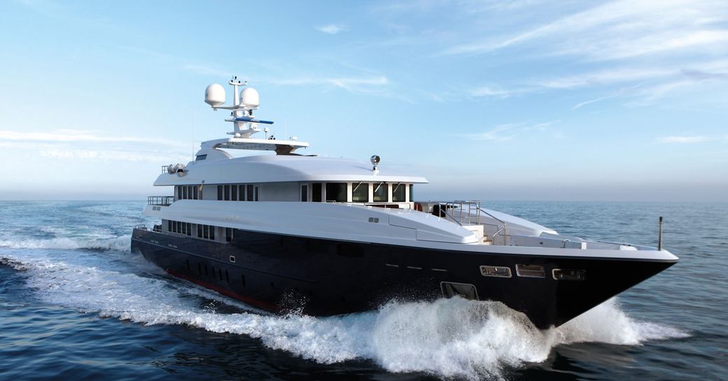 katy perry rents Charter Yacht ‘Zaliv III’ 