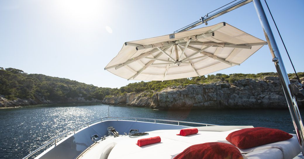 27m 'Tiger Lily Of London': Enjoy a reduced rate Ibiza yacht charter in July photo 1