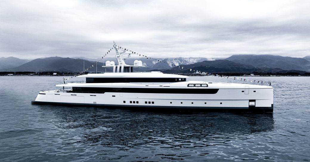 Charter yacht ALCHEMY