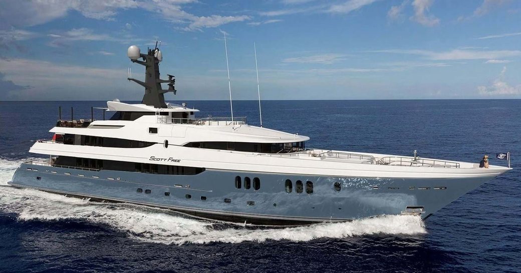 luxury charter yacht SCOTT FREE