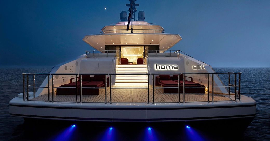 home-luxury-yacht-charter