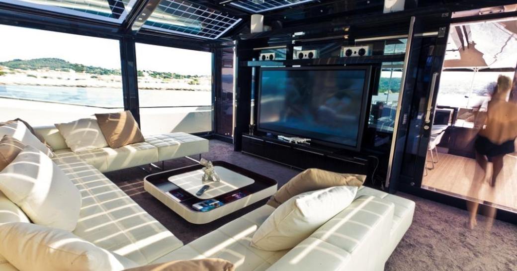 the main salon of luxury yacht M Ocean