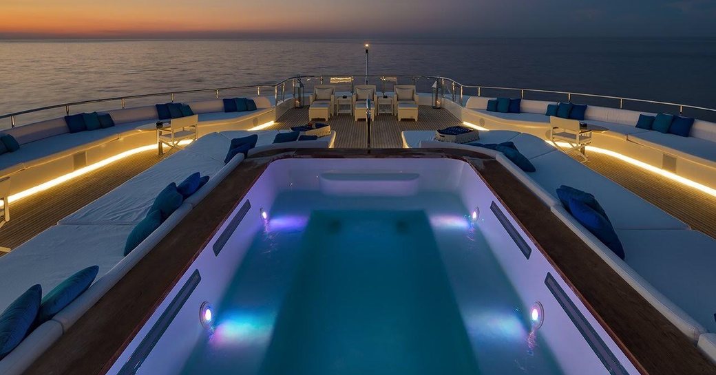 oversized spa pool on the sundeck of superyacht SERENITY 