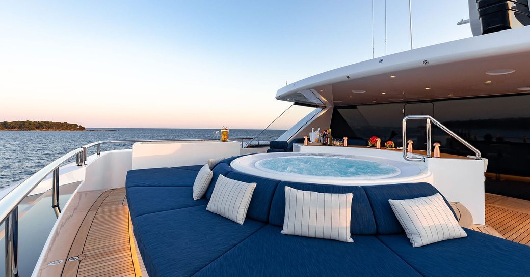 Sundeck Jacuzzi onboard Charter yacht SOARING