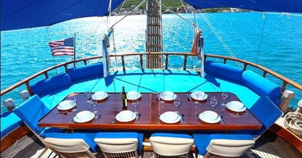 alfresco dining area on aft deck of luxury yacht ‘Kaya Guneri II’ 