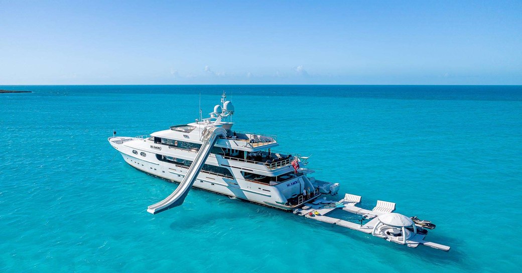 Newly refitted motor yacht MI AMORE now available for charter in the Bahamas photo 8