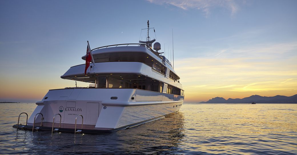 the sun sets as motor yacht KANALOA charters in the Mediterranean