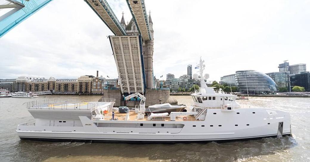 support vessel Game Changer cruises under the Tower Bridge in London