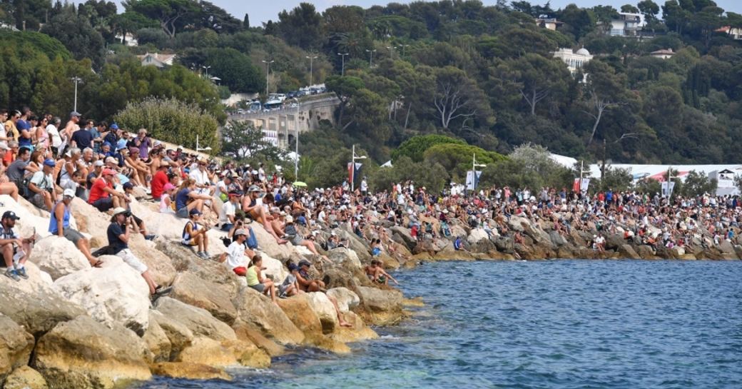 spectators line the shores of Toulon at the America's Cup World Series 2017